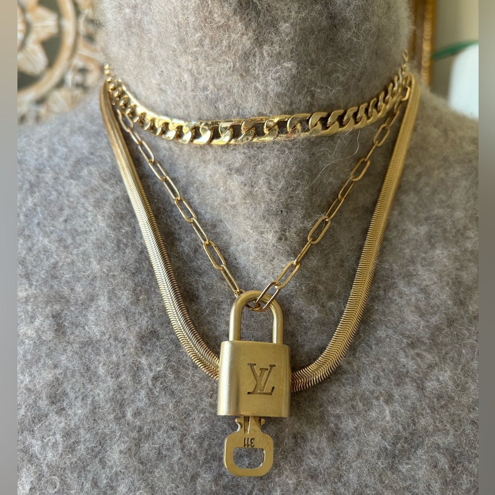 Louis Vuitton Gold Padlock & Key #311 on House of Harlow multi layer necklace - Picture 3 of 7